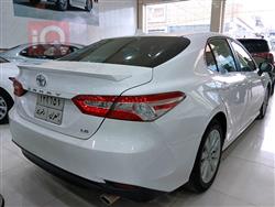 تۆیۆتا کامری